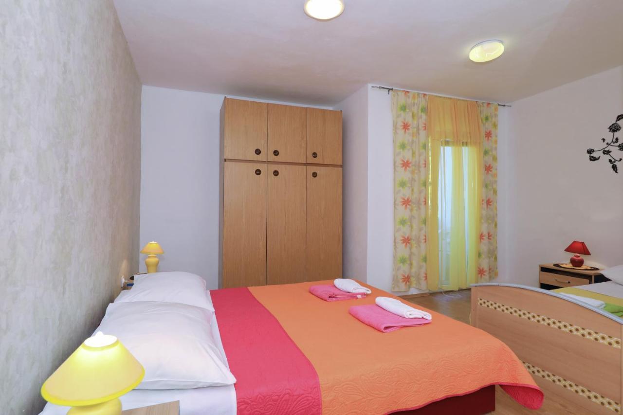 Apartments Luca ราชานาส ภายนอก รูปภาพ