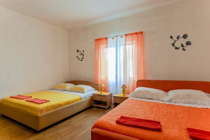 Apartments Luca ราชานาส ภายนอก รูปภาพ
